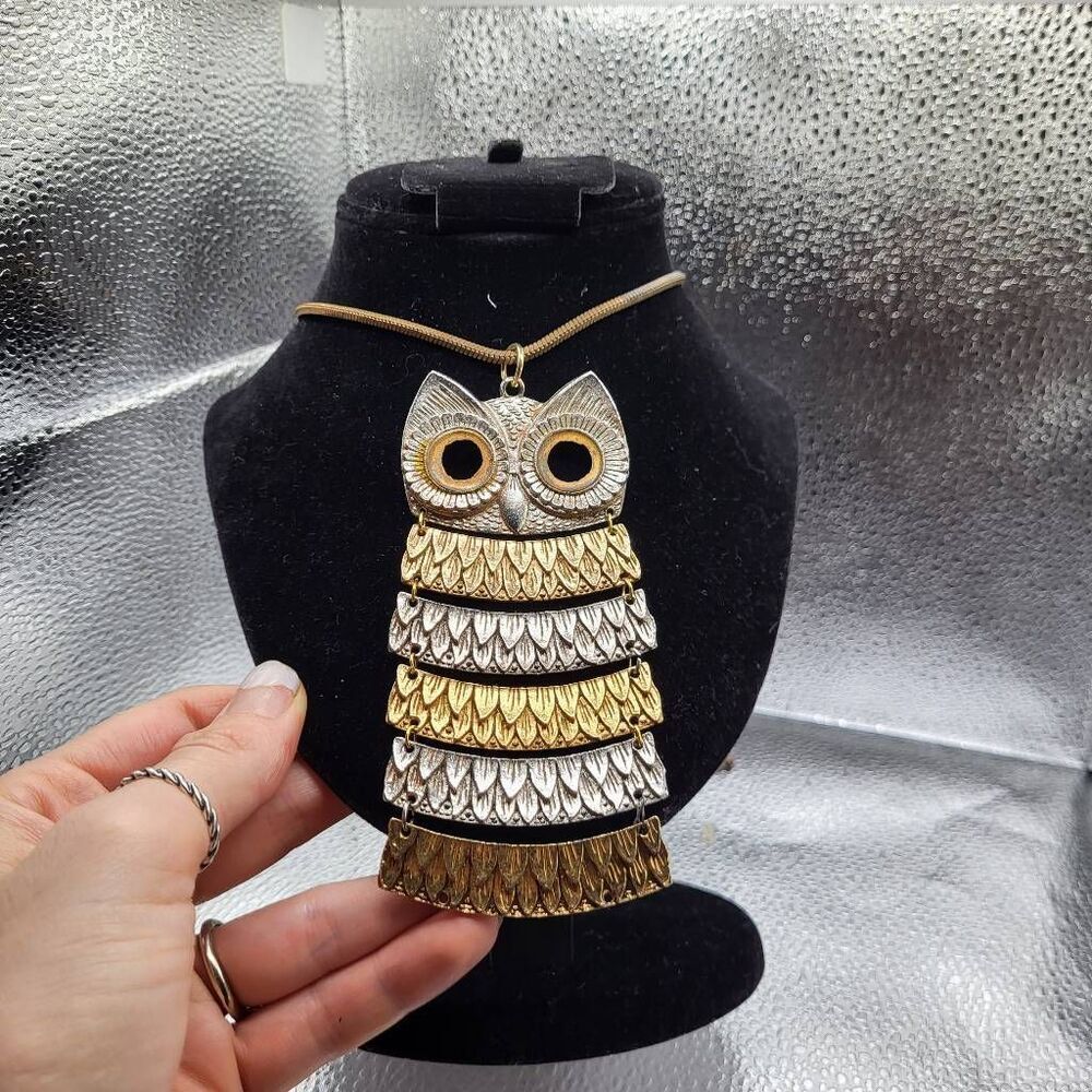 Stunning Vintage 70s Large Owl Pendant Necklace on Long Square Gold Chain